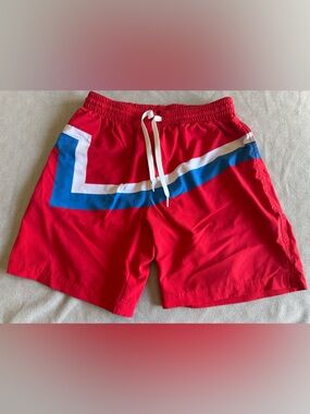 Chubbies Red Swim Trunks Men’s Medium 7” Inseam Retro Stripe Lined Shorts